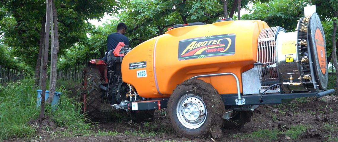 tractor trailed sprayer